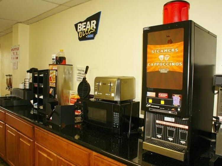 Americas Best Value Inn Hobby Airport3