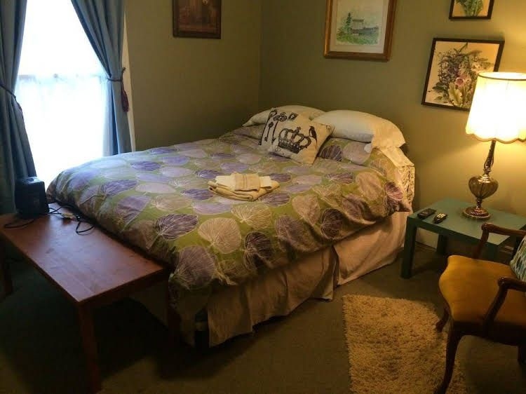 Ye Olde Walkerville Bed & Breakfast2