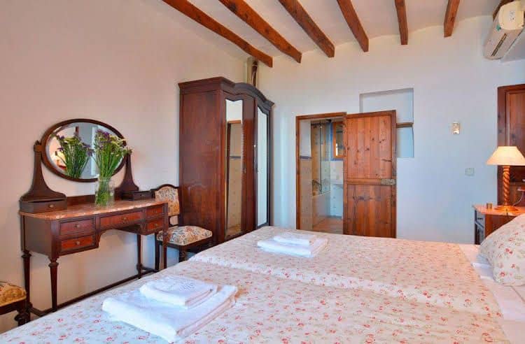 Hostal Rural Can Busquets Hostal Rural Can Busquets