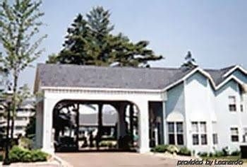 Fairview Beachfront Inn & Waterpark0
