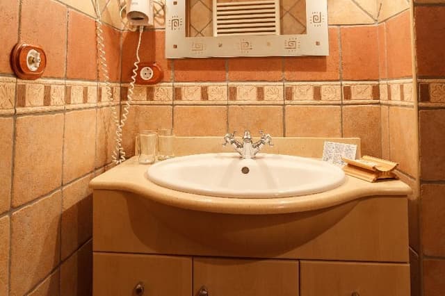 APARTMENT CAPACITY 5 TWO BEDROOMS