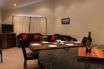 สโนว์เฮเวน ทาวน์เฮาส์ (Snowhaven Townhouses)4