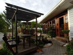 Microtel by Wyndham Cavite0