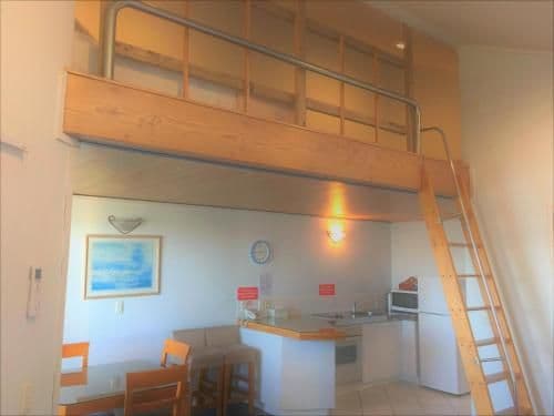 One-Bedroom Suite with Loft and Sea View - Upper Floor