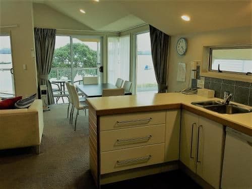 Two-Bedroom Suite with Loft and Sea View - Upper Floor