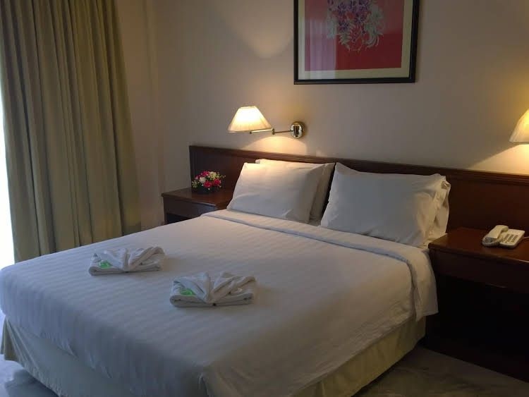 Borneo Paradise Beach Hotel3