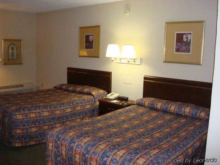 Americas Best Value Inn Whippany0