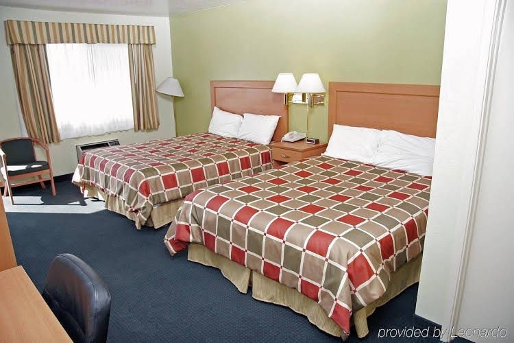 Keefers Inn King City3