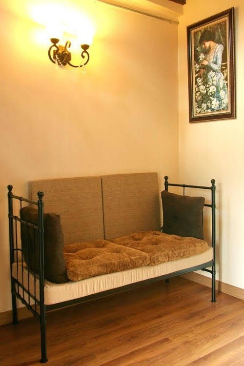 Charcoa House & Cozy Hotel3