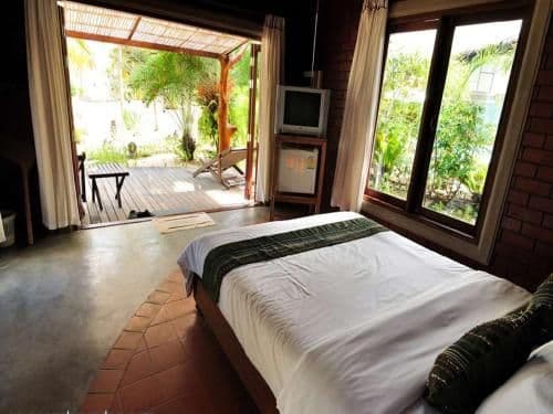 Beachfront One-Bedroom Villa with Sea View