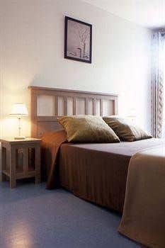 Lagrange Confort + Les Roches Douvres Lagrange Confort + Les Roches Douvres