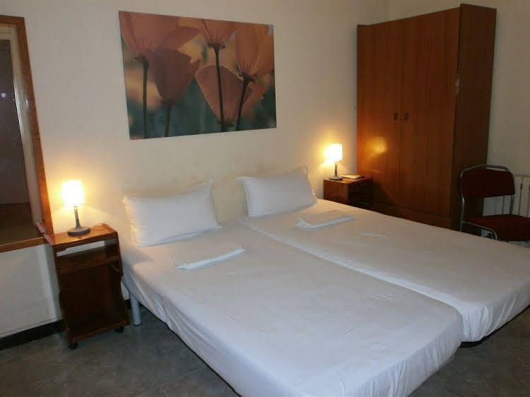 Hostal Absolut Centro3