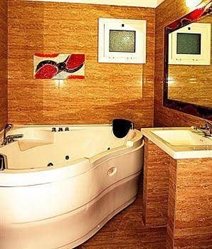 Hotel Alexandros3