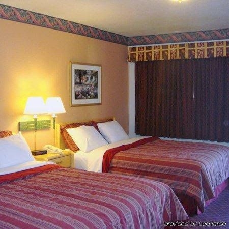Muir Lodge Motel3