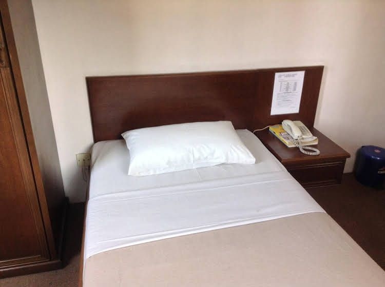 Hotel Seafront Sandakan3