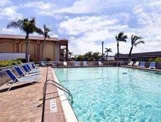 Days Inn South2