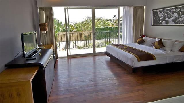 DOUBLE ONE BEDROOM