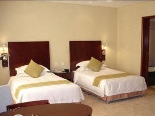 Regal Plaza hotel3