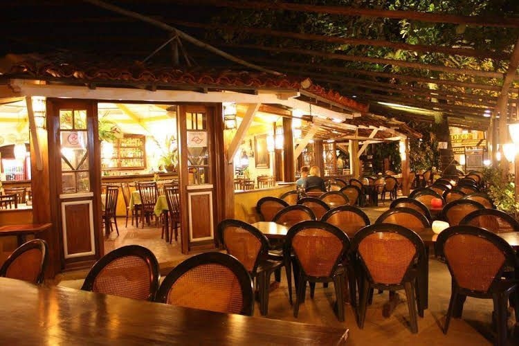 Ilha Deck Hotel0