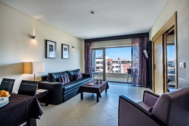 APARTMENT ONE BEDROOM