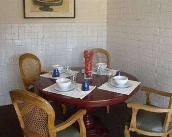 Americas Best Value Inn - Posada El Rey Sol2