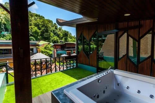 Deluxe Villa with Pool View