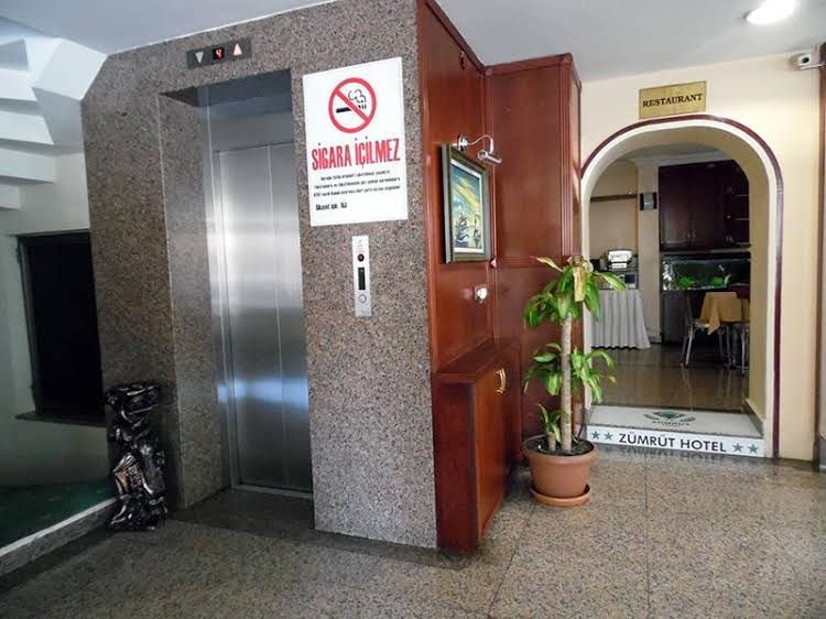 Golden Rest Hotel0