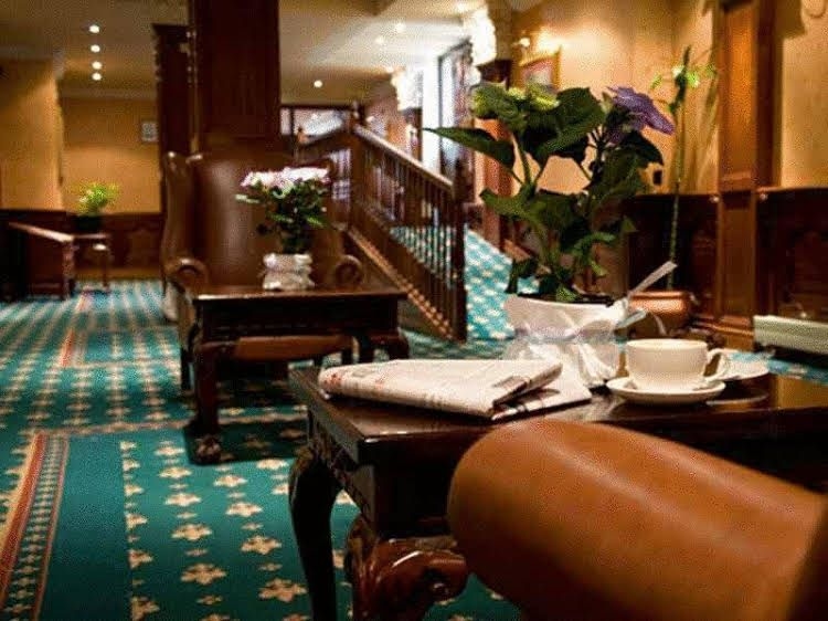 The Ripley Court Hotel2