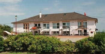 Hotel L'Oraye1
