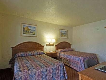 Americas Best Value Inn Daytona Beach3