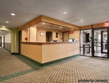 เรด รูฟ อินน์ บาตาเวีย (Red Roof Inn Batavia)2