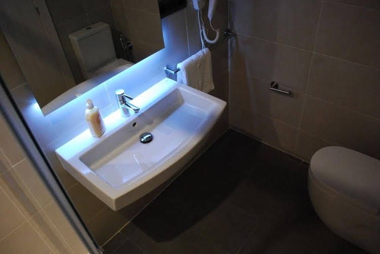 Hostal Goya BCN4