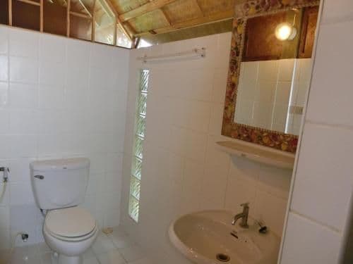 One-Bedroom Bungalow