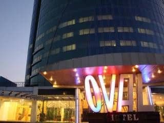 โรงแรมโอวัล โรงแรมโอวัล