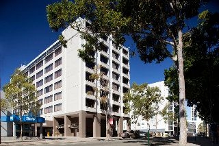 Quality Hotel Ambassador Perth0