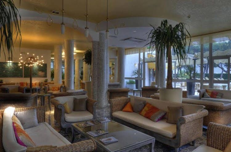 American Hotel4