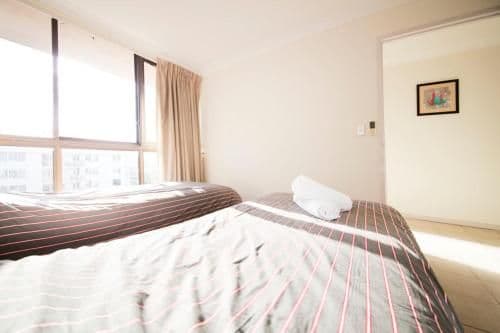 Deluxe Two-Bedroom Apartment with Ocean View and Air-conditioning