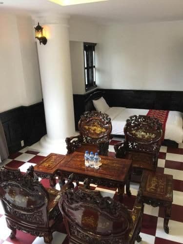 Deluxe Family Room