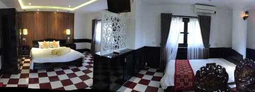 Deluxe Family Room