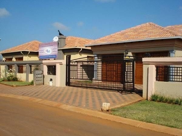 Lizvilla Guesthouse4
