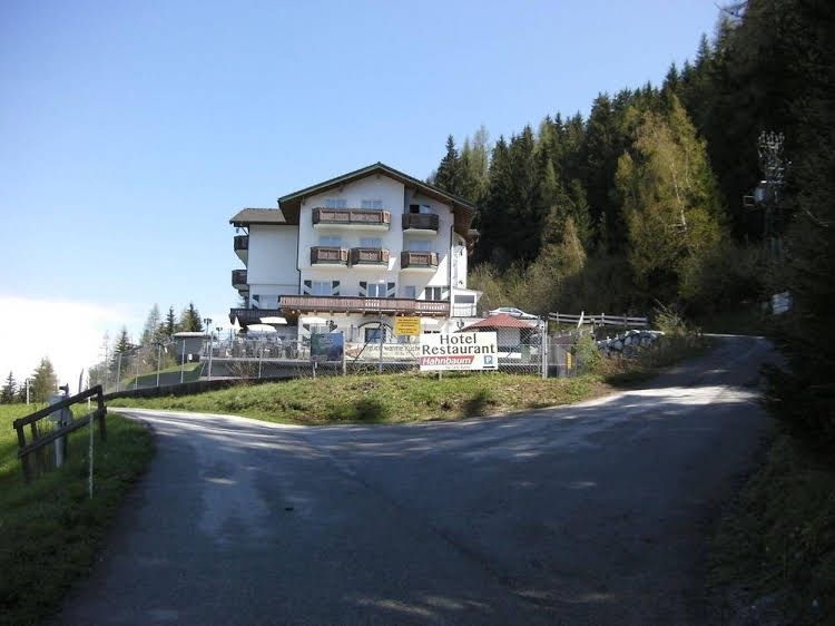 Hotel Hahnbaum1