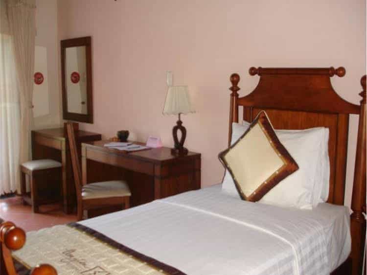 Bau Truc Resort
