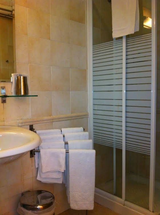 Room 4 Rome B&B Risorgimento0