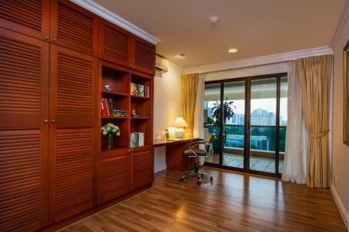Penthouse Apartment