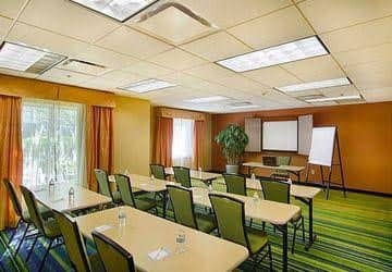 Fairfield Inn & Suites Newark Liberty International Airport Fairfield Inn & Suites Newark Liberty International Airport