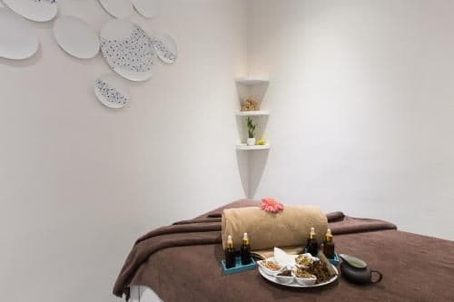Deluxe Double or Twin Room with City View