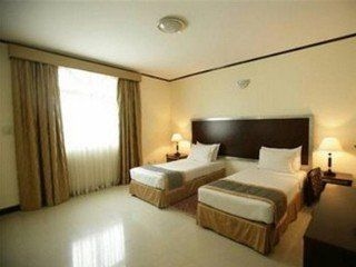 Imperial Apartments4