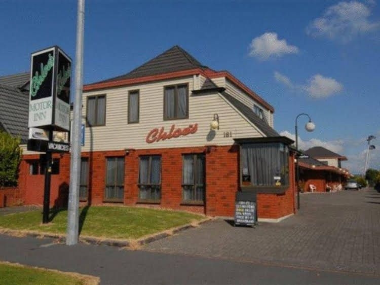 Chloe's Motor Inn4
