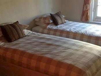 Gallows Guest House3