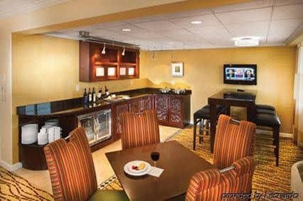 Hotel Fort Wayne Hotel Fort Wayne